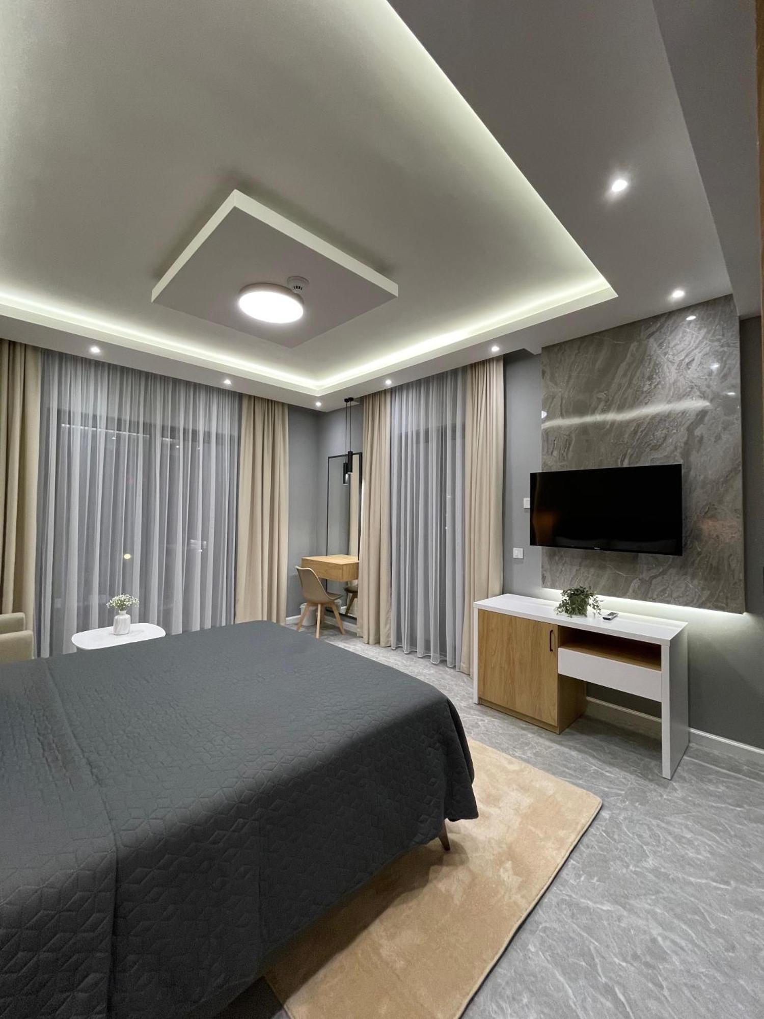 Hotel Maraj Ulcinj Kültér fotó