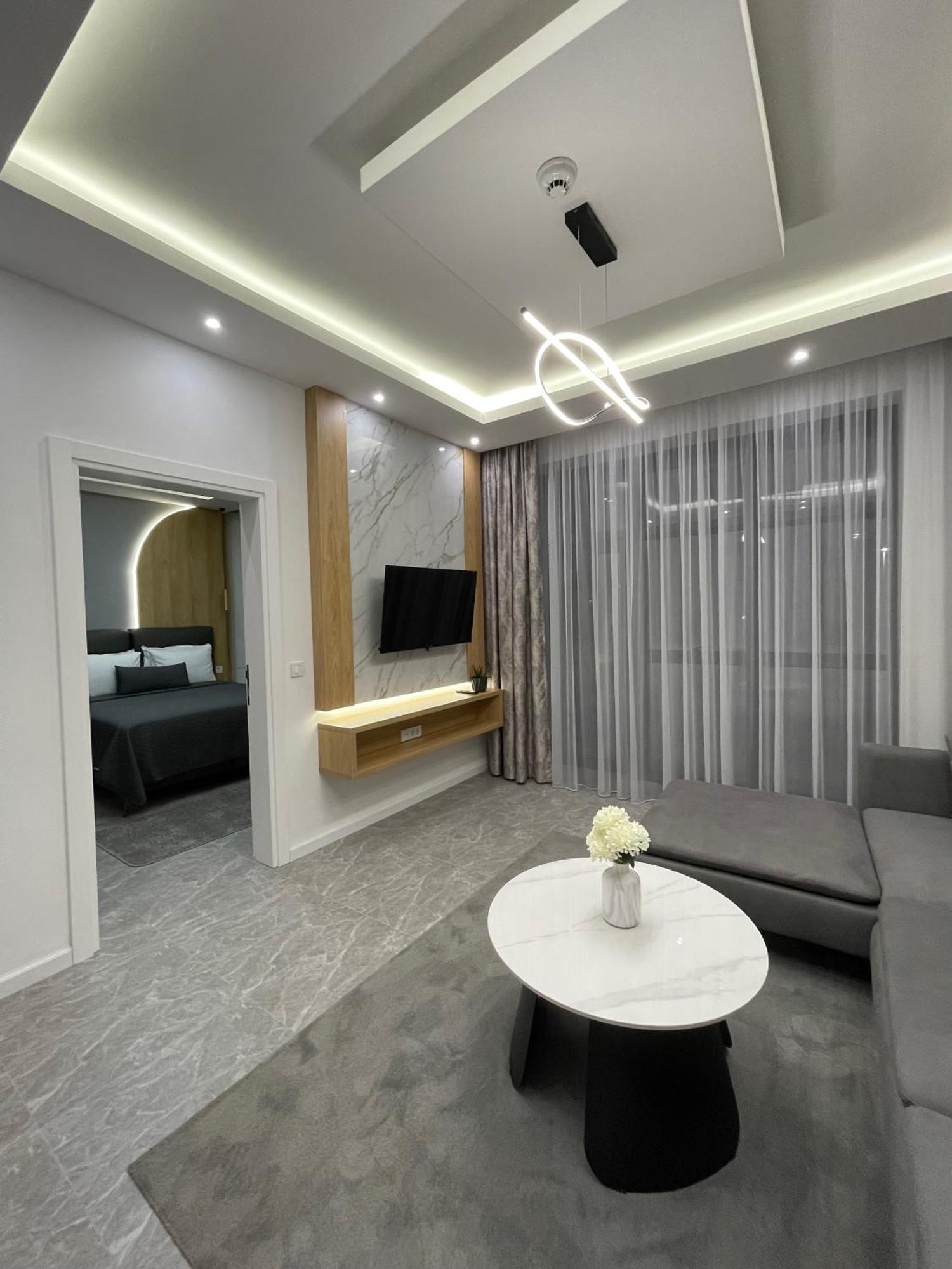 Hotel Maraj Ulcinj Kültér fotó